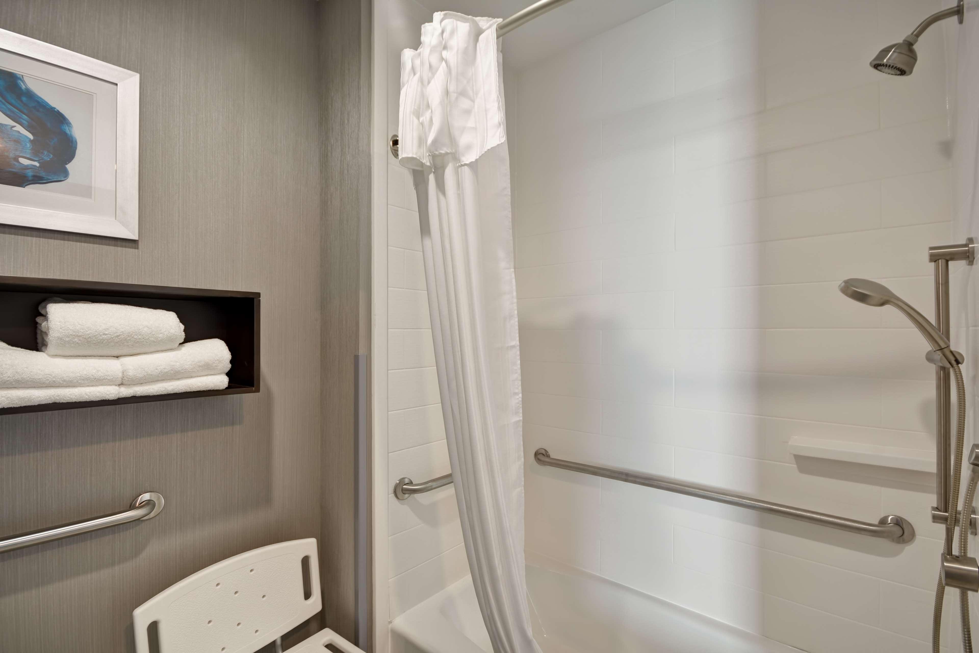 Homewood Suites By Hilton Conroe Bagian luar foto