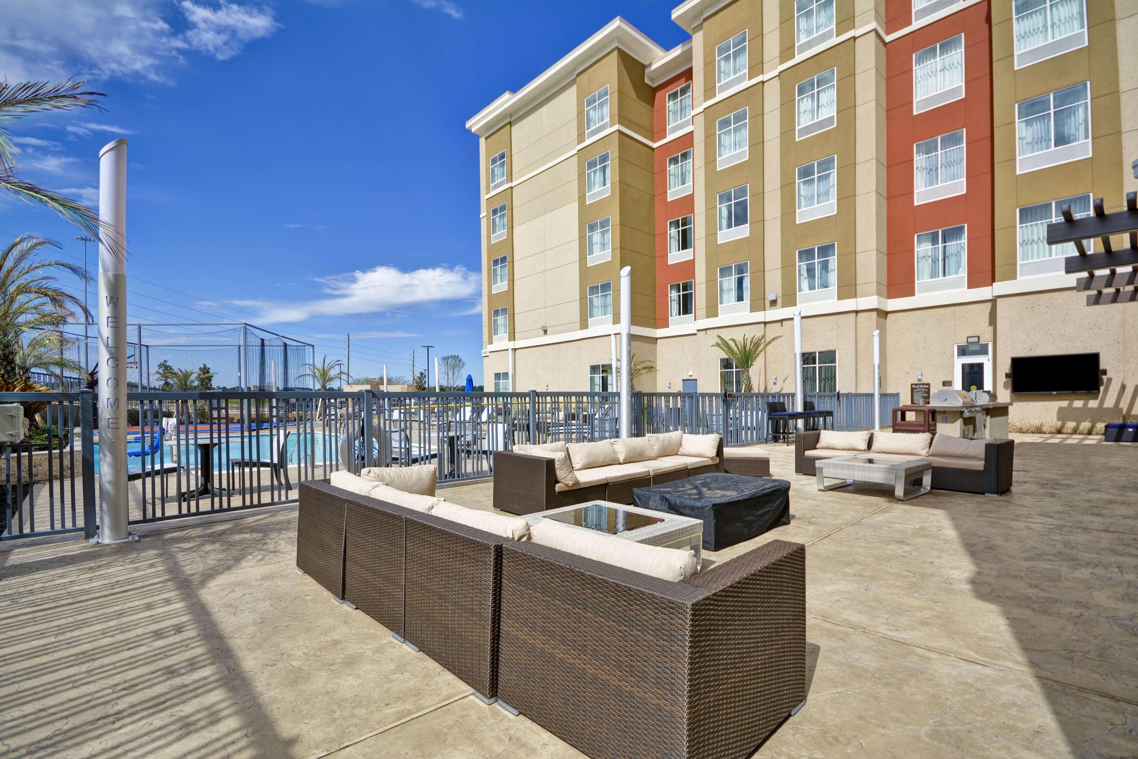 Homewood Suites By Hilton Conroe Bagian luar foto