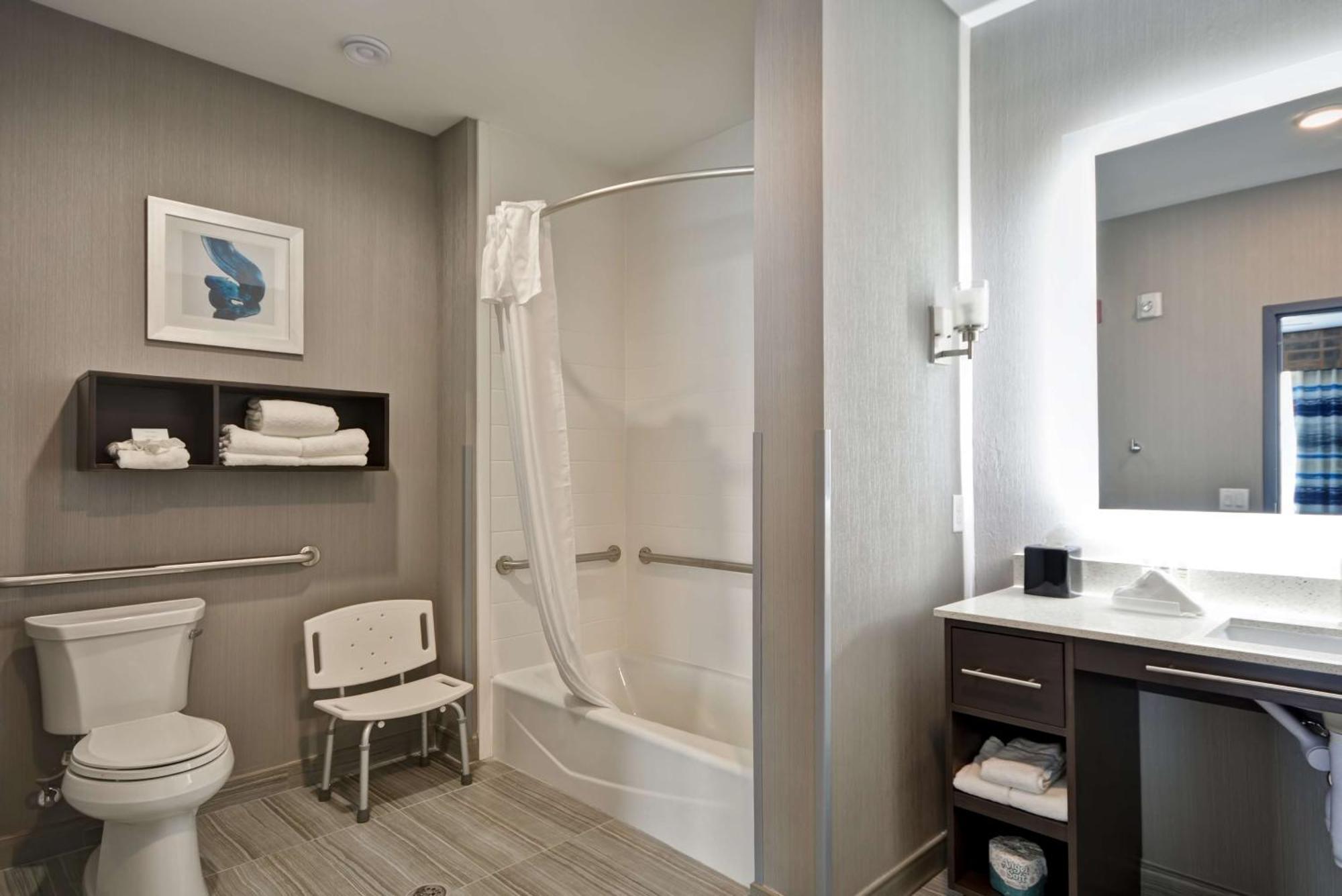Homewood Suites By Hilton Conroe Bagian luar foto