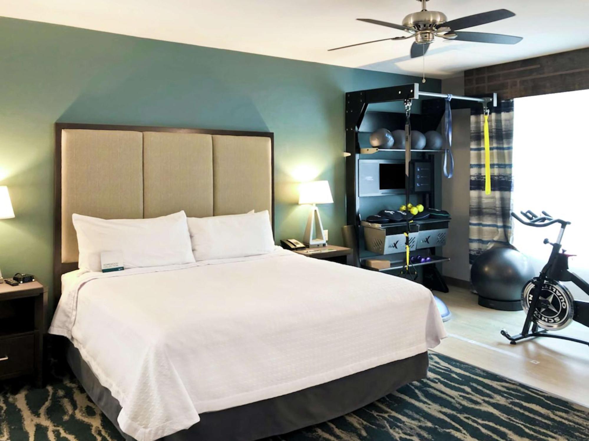 Homewood Suites By Hilton Conroe Bagian luar foto