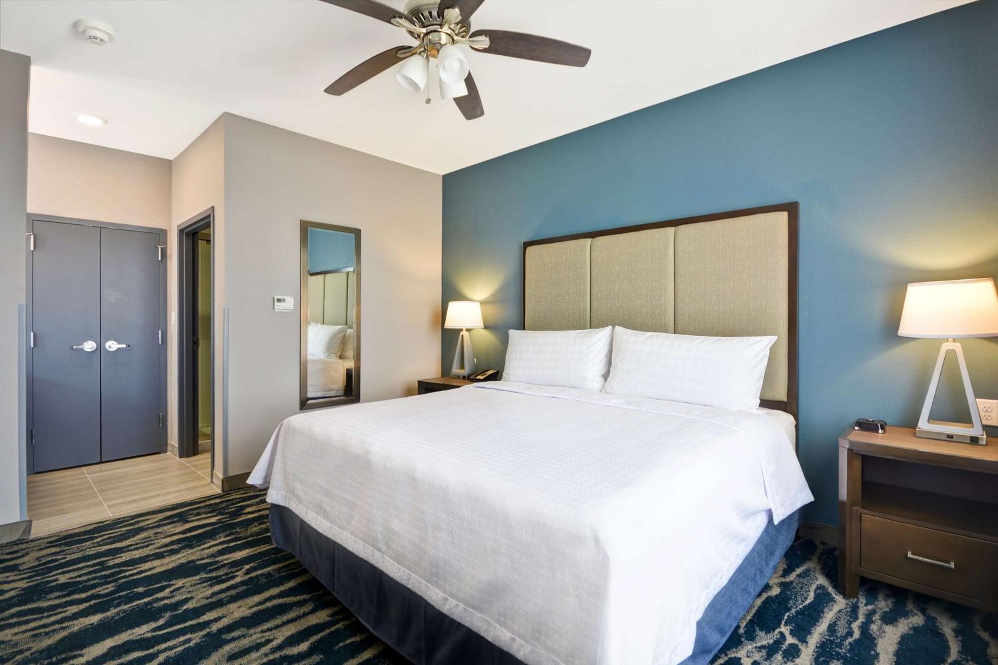 Homewood Suites By Hilton Conroe Bagian luar foto